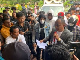 Diduga Langgar Prosedur Pengawasan, Kantor BPOM Kendari Didemo