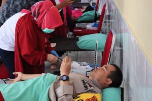 Dalam Rangka Hari Bhayangkara Ke 77, Polres Konawe Gelar Donor Darah