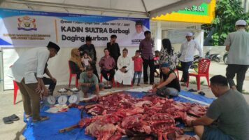 Hari Raya Idul Adha, Kadin Sultra Sembelih 3 Ekor Sapi Untuk Warga Kurang Mampu