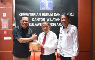 Kadin Sultra Serahkan Bantuan Dana PNBP, Pelaku UMKM Gratis Urus Perseroan Perorangan
