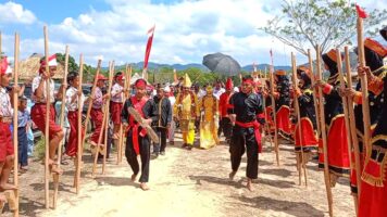 Hadiri Festival Kampung Adat Moronene, Begini Harapan PJ Bupati Bombana