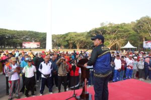 Sambut HUT Korpri ke 52 Tahun 2023 , Pemprov Sultra Gelar Jalan Sehat dan Senam Bersama