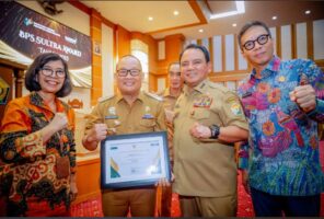 Pemda Konawe Kembali Diganjar Dua Piagam Penghargaan, Harmin Ramba: Kita Jadikan Motivasi