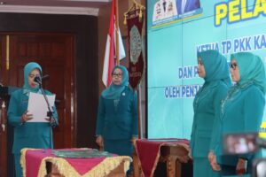 Ketua TP-PKK Koltim Dilantik, Begini Harapan Bupati
