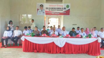 Harumkan Nama Daerah di Tingkat Nasional, Penjabat Bupati Konawe: Kades Mau Study Banding, di Desa Ahuawatu Saja