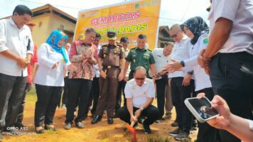 Harmin Ramba Resmikan Pencanangan Gemapatas  dan Gemapuldadis di Kecamatan Pondidaha