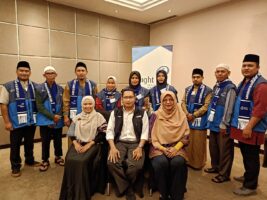 Berbagi Kebahagiaan, Insight IM Berikan Paket Umrah kepada Penerima Manfaat Dompet Dhuafa