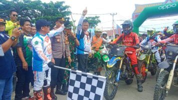 Meriahkan HUT Konawe Ke-64, Ratusan Pencinta Motor Trail Adventure “Jelajah Kota Padi”