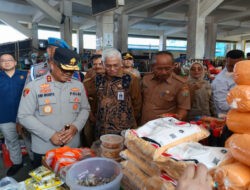 Kapolda Sultra Bersama Forkopimda Siap Tindak Tegas Pedagang yang Timbun Bahan Pokok Jelang Ramadan
