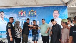 KADIN Sultra Salurkan 500 Kg Daging Kurban untuk Warga Kurang Mampu, Anton Timbang Pimpin Penyerahan Simbolis