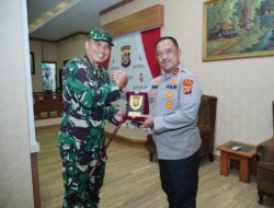 Silaturahmi Kapolda dan Danlanud Haluoleo, Perkuat Sinergi TNI–Polri Jaga Stabilitas Sultra