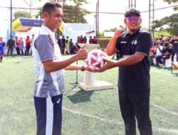 Sudirman Resmi Buka Turnamen Sepak Bola Pelajar se-Kota Kendari: Cetak Generasi Emas di Lapangan Hijau