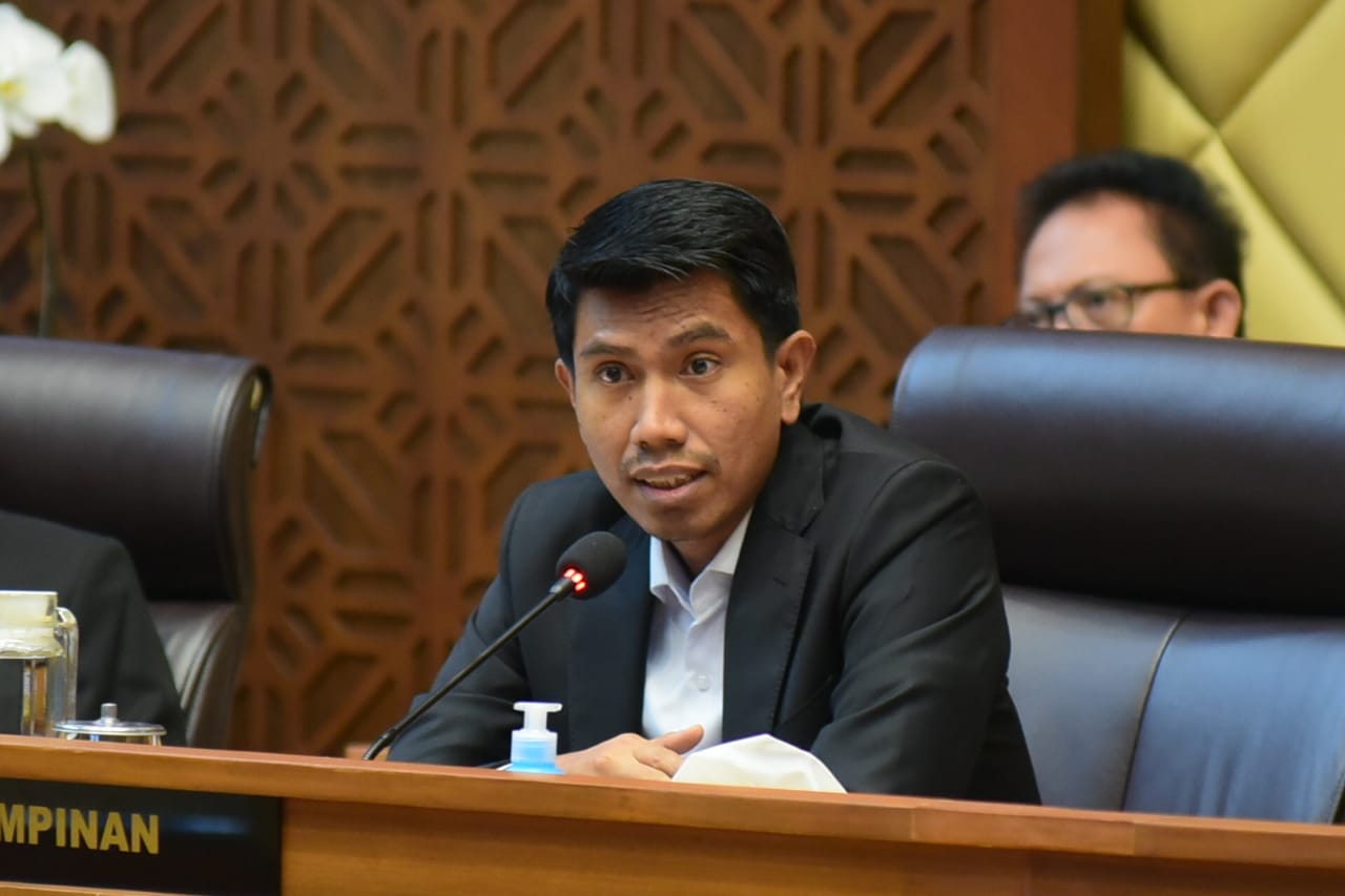 ANGGOTA DPR RI ASAL SULTRA BAHTRA BANONG DISEBUT MENERIMA DANA CSR BI-OJK