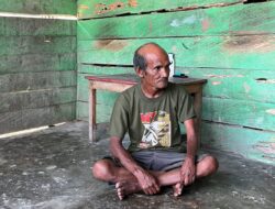 Bade, Warga Lawulo yang Hidup Tanpa MCK: Bantuan Bedah Rumah Yang Diklaim Lurah Tak Pernah Diterima