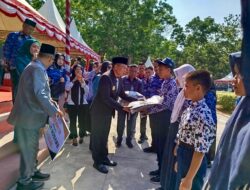 Pemda Konawe Salurkan Bantuan Seragam dan Perlengkapan Sekolah kepada 872 Siswa Kurang Mampu