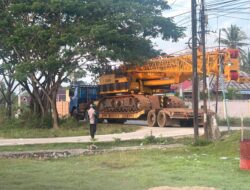 Iring-iringan Alat Berat Resahkan Warga Morosi, Diduga Tanpa Izin Resmi dan Dikawal Oknum Polisi