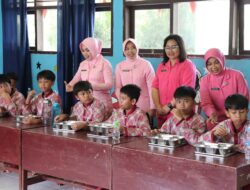 Polres Konawe dan Bhayangkari Dukung Generasi Sehat: Uji Operasional Program Makan Bergizi Gratis Digelar di Unaaha