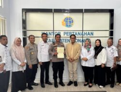 Polres Konawe Terima Sertifikat Lapangan Tembak, Perkuat Legalitas dan Pengamanan Aset Negara