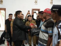 Ketua DPRD Konawe Dampingi Bupati Tinjau Lokasi Bencana Puting Beliung di Soropia