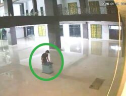 Aksi Pencurian Kotak Amal Terekam CCTV di Masjid Babussalam Unaaha