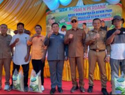 Gubernur Sultra Hadiri Panen Perdana Benih Padi di Wawotobi, Janjikan Hadiah Umrah bagi Penyuluh Berprestasi