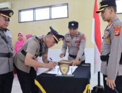Kapolres Konawe Pimpin Sertijab Sejumlah Pejabat Utama dan Kapolsek Jajaran