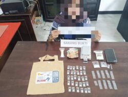 Wanita Muda di Kendari Ditangkap Edarkan Sabu, 33 Sachet Disembunyikan di Bawah Spring Bed