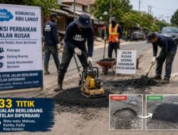 Warga Kendari Patungan Tambal Jalan Berlubang, Komunitas Abu Langit Perbaiki 33 Titik Rawan Kecelakaan