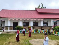 Peringatan Hardiknas, PT SCM Resmikan Bantuan Renovasi Sekolah di Desa Lingkar Tambang Routa