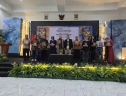 Mahkamah Intelektual Bedah Buku Adhie M. Massardi, Dorong Ruang Terbuka bagi Pertarungan Gagasan