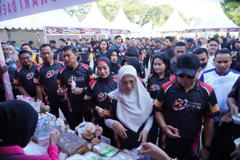 Semarak Hari Bhayangkara ke-80, Polda Sultra Dekatkan Polri dengan Masyarakat Lewat Car Free Day, UMKM, dan Safety Riding