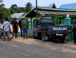 Pikap Tabrak Pagar Masjid di Konsel, Dua Pelajar Perempuan Terjatuh Saat Menghindar