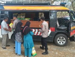 Polres Konawe Gelar Gerakan Pangan Murah di Pasar Asinua, Salurkan 1 Ton Beras Subsidi
