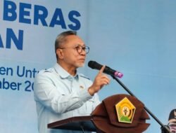 Zulkifli Hasan di Kendari: Pemerintah Salurkan 1 Juta Ton Beras dan Perkuat Stabilitas Pangan